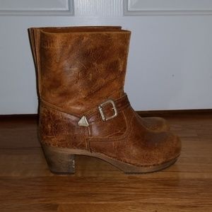 Sanita Leather Boots